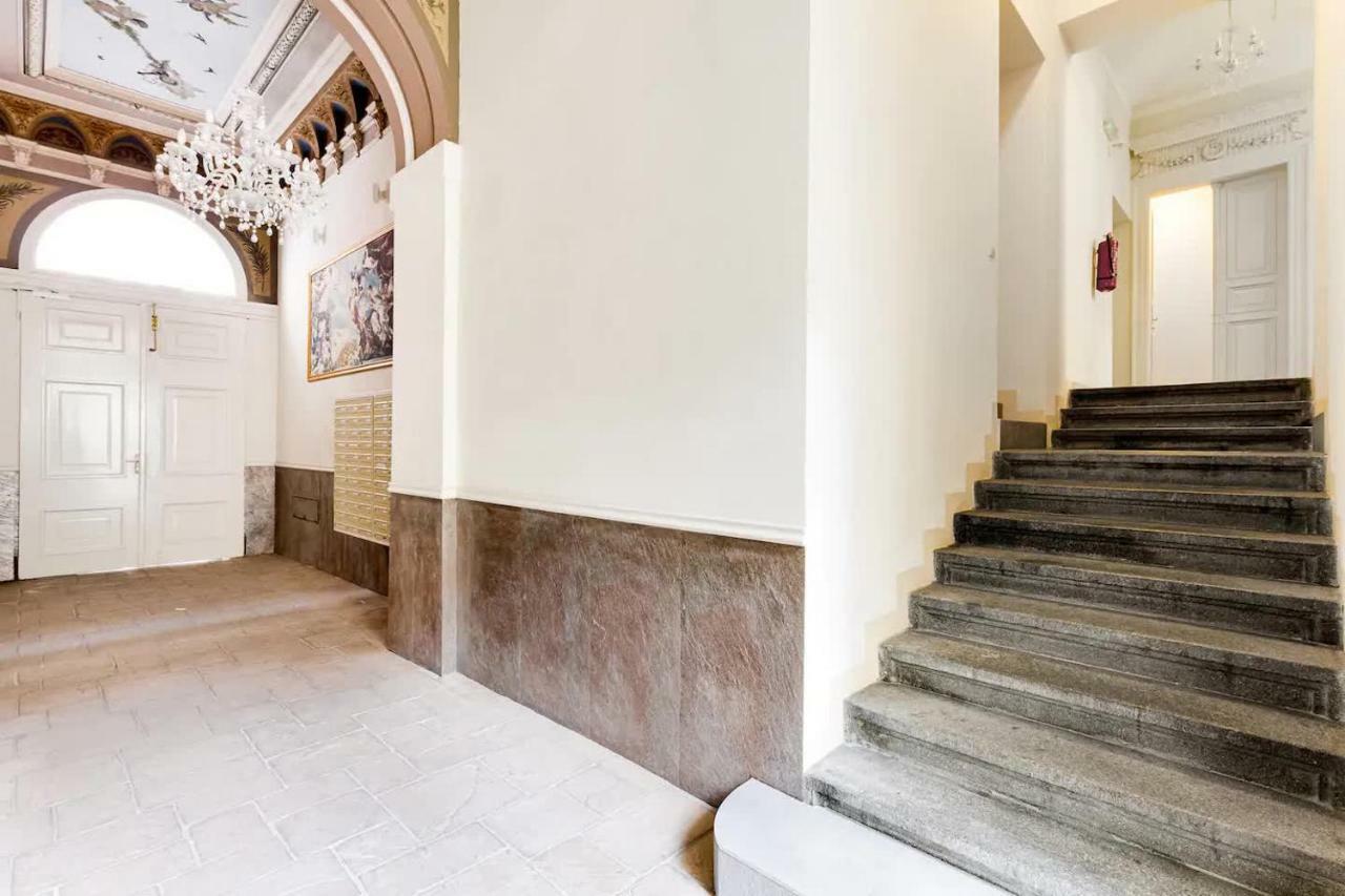 Prague Centre Armani Apartment Экстерьер фото